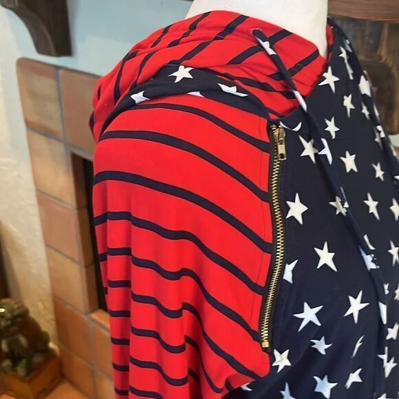 Simply Southern Stars and Stripes Double Hoodie, size L - Picture 6 of 11